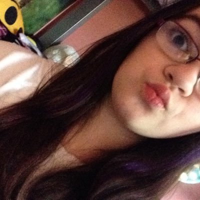 Profile Picture of Valerie Paige Nash (@CatgirlvalNash) on Twitter
