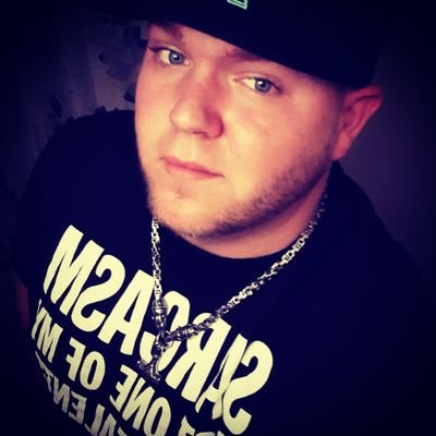 Profile Picture of L.J Canter (@Louise79468) on Twitter