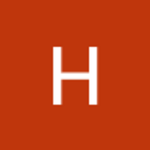 Profile Picture of Huyen Trinh (@huyen_trinh) on Poshmark