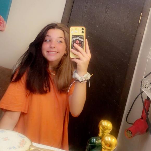 Profile Picture of Natalie Klco (@natalieklco) on Poshmark