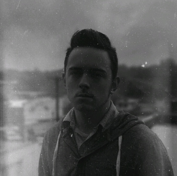 Profile Picture of Chase Francis (@chasegfrancis) on Poshmark