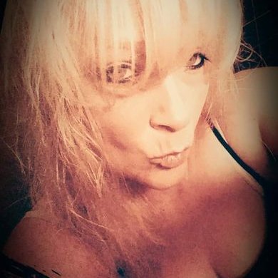 Profile Picture of Deanna Crawford (@Deannalockhart7) on Twitter