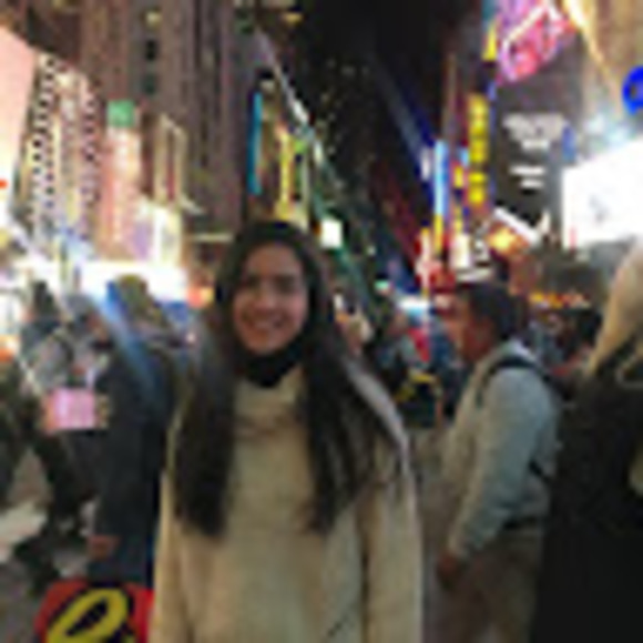 Profile Picture of Brianne Ringger (@brianneringger) on Poshmark