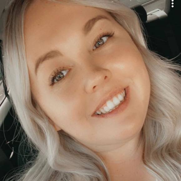 Profile Picture of Sierra Gaboury (@sierragaboury) on Poshmark