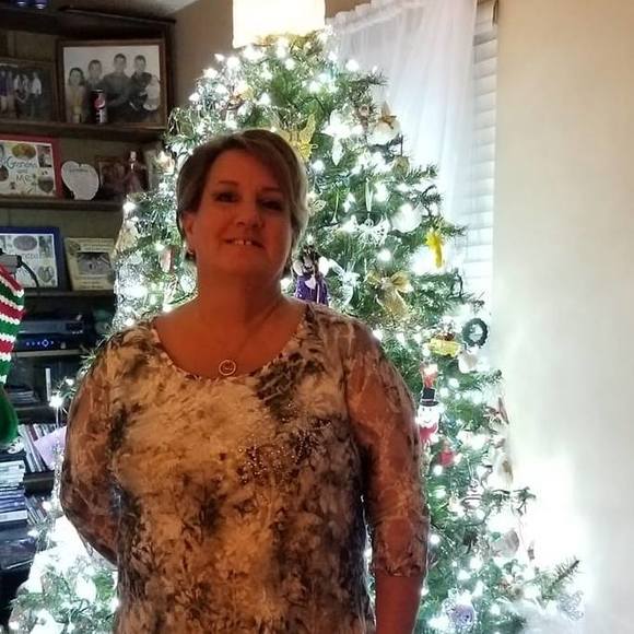 Paula Morelli - Poshmark Profile Picture of Paula Morelli (@peajay75) on Poshmark