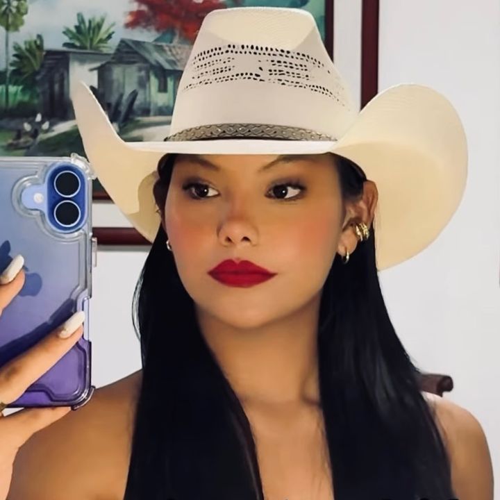 Profile Picture of GINA PINZÓN Ω (@ginapinzonn) on Tiktok