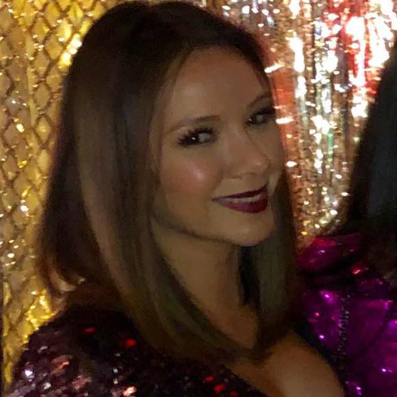 Profile Picture of Renee Hudacek (@renee0707) on Poshmark