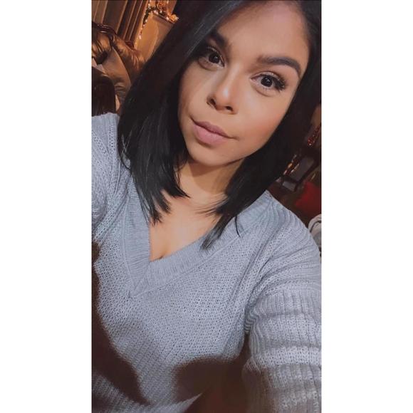 Profile Picture of Karla Rodriguez (@kmarietta18) on Poshmark