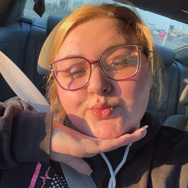 Profile Picture of michaela (@michaelaapril1) on Tiktok