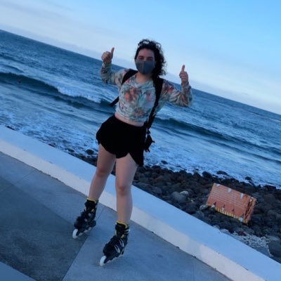 Profile Picture of Chaparrita Cuerpo De Uva ツ (@SamanthaFc19) on Twitter