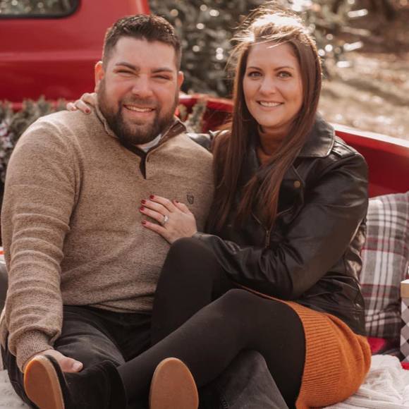 Profile Picture of Mandi Edwards (@biggz1211) on Poshmark