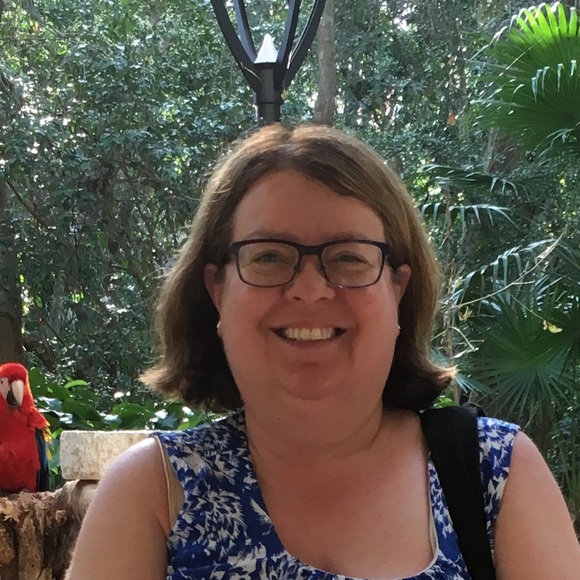 Profile Picture of Pam Grant (@grantpw) on Poshmark