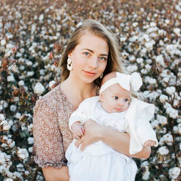 Profile Picture of Alexa means Delgado (@armdelgado) on Poshmark