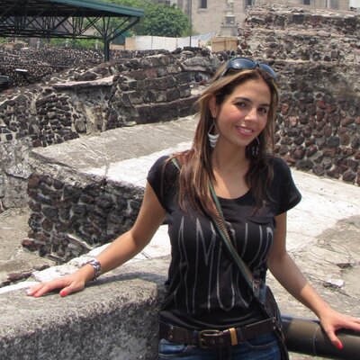 Profile Picture of Adriana Cardona (@AdriMaCardona) on Twitter