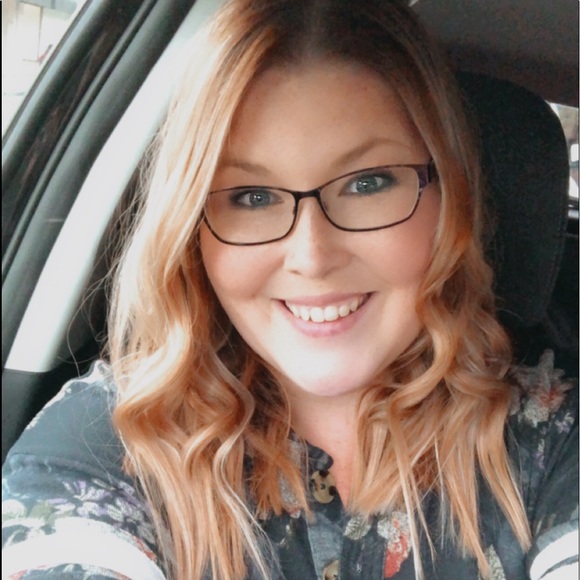 Profile Picture of Jacquelyn Crocker (@jcrocker523) on Poshmark