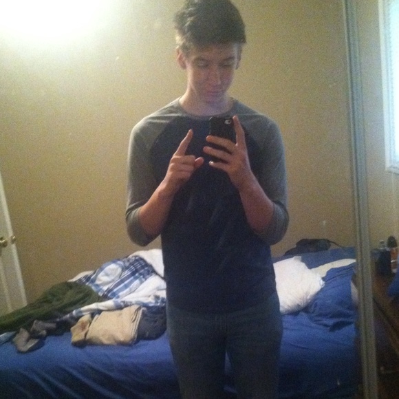 David Olsavsky - Poshmark Profile Picture of David Olsavsky (@davidolsavsky) on Poshmark