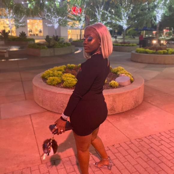 Profile Picture of Lenajah Simpson (@lenajahs) on Poshmark