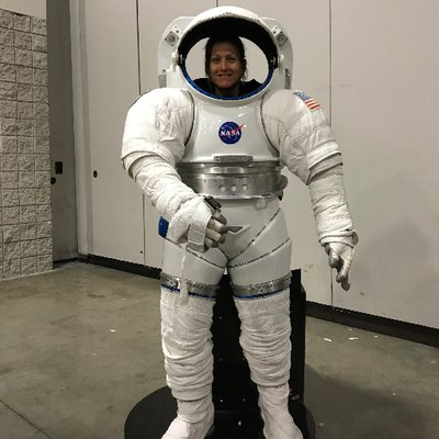 Profile Picture of Loriann Behm (@BBQLady16) on Twitter