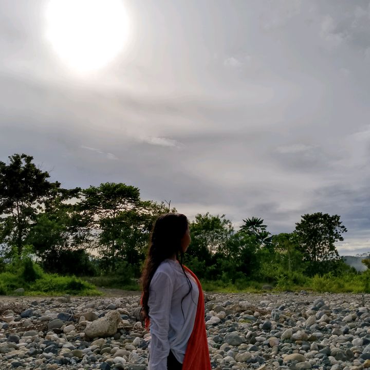 Profile Picture of leahseliling (@leahseliling) on Tiktok