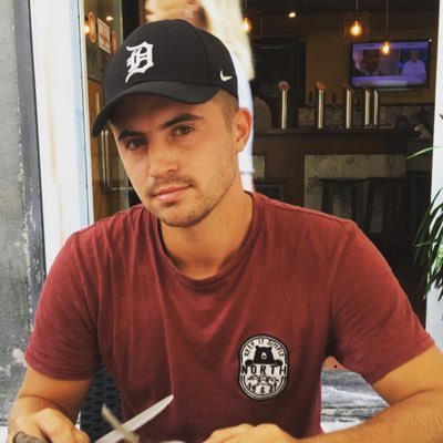 Profile Picture of Lucky Eck$ (@MarcilleTom) on Twitter