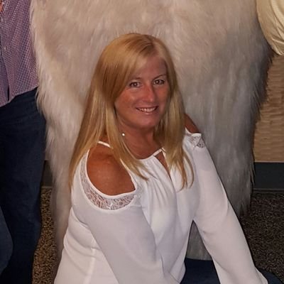 Profile Picture of Anne Wiley (@AnneWiley777) on Twitter