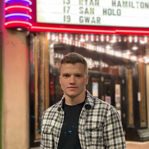 Profile Picture of Colt Mealer (@coltvm) on Poshmark