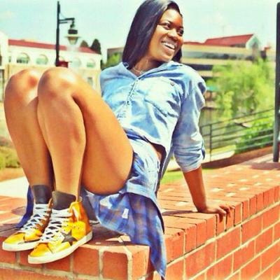 Profile Picture of Griselda Robles (@griseldarobles2) on Twitter