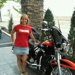 Profile Picture of StephanieandDaniel Roberts (@stephanieanddaniel) on Instagram