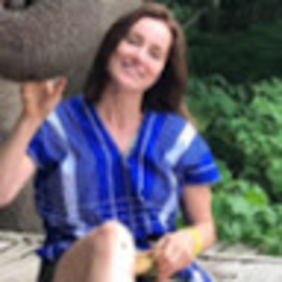 Profile Picture of Kim Crouch (@kimcrouch224) on Poshmark