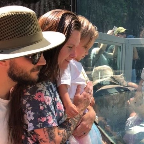 Profile Picture of Skylar Coonan (@skylarcoonan) on Poshmark