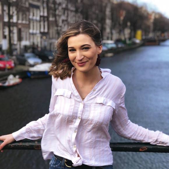 Profile Picture of Molly Fennessey (@mfenn18) on Poshmark