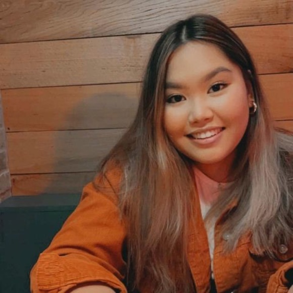 Profile Picture of Bianca Bacani (@chuchukeli) on Poshmark