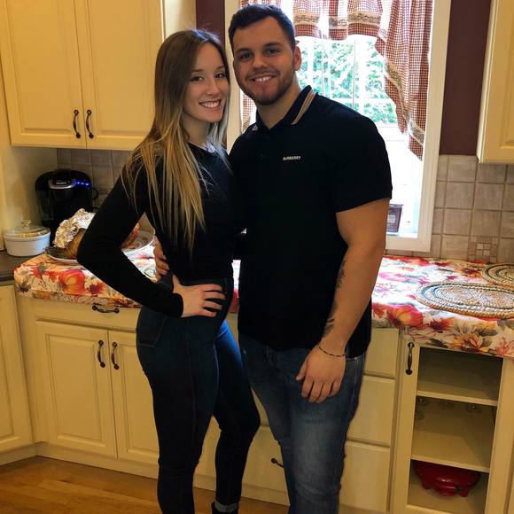 Profile Picture of Andrew Menoscal (@menoscal99) on Poshmark