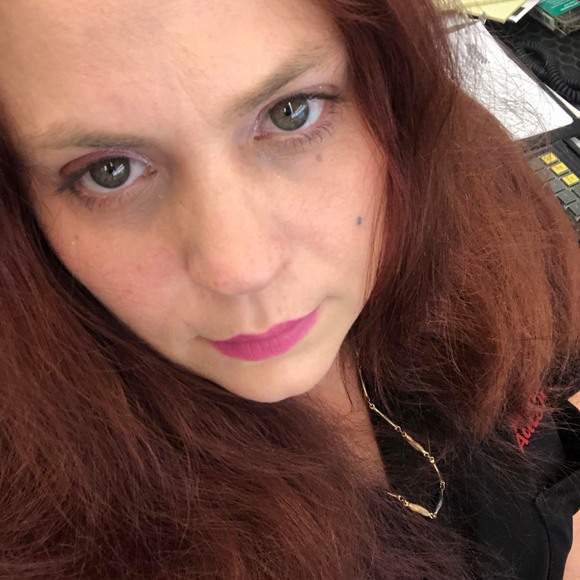 Jackie Christopher - Poshmark Profile Picture of Jackie Christopher (@mannysmommy8) on Poshmark