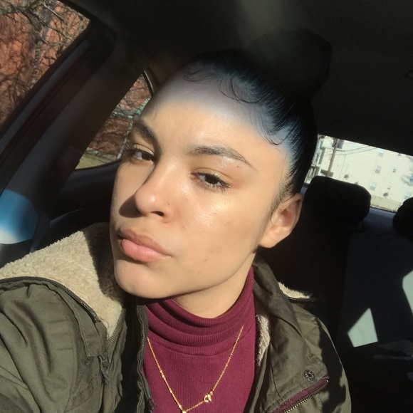 Profile Picture of Natasha Figueroa (@nati940) on Poshmark