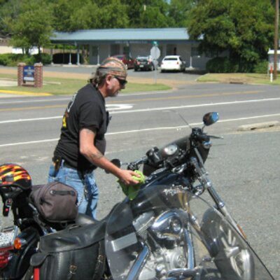Profile Picture of John Singletary (@Blasteravimc) on Twitter