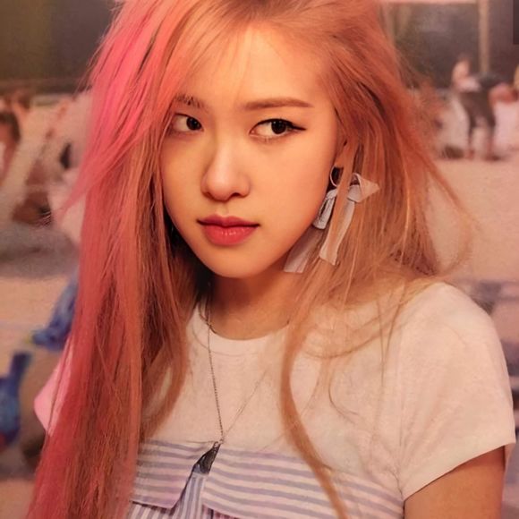 Profile Picture of Daisuki Daisuki (@smuckerdarlene) on Poshmark