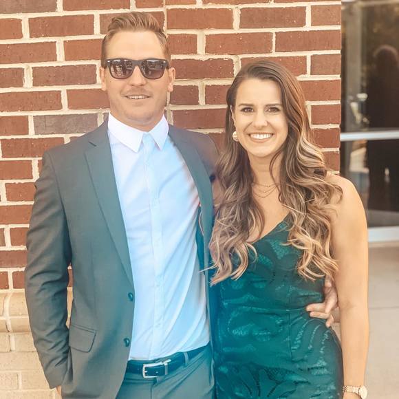 Profile Picture of Sarah Waldy (@sarahd147) on Poshmark