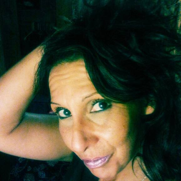 Profile Picture of Sonya Burlingham (@9282327271) on Poshmark