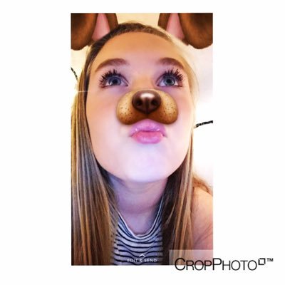 Profile Picture of Julia Farris (@thejuliafarris) on Twitter