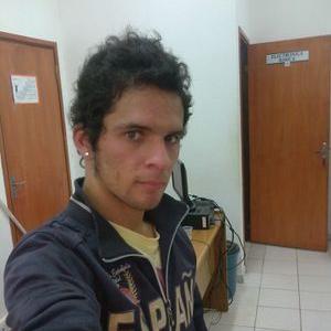 Profile Picture of Isaac Salinas (@isaacsalinas94) on Twitter