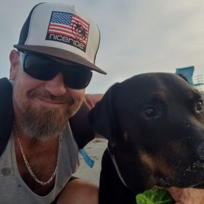 Profile Picture of James Chadbourne (@jamesachad) on Twitter