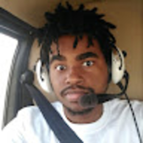 Profile Picture of Marcus Crowder (@undecided115) on Poshmark