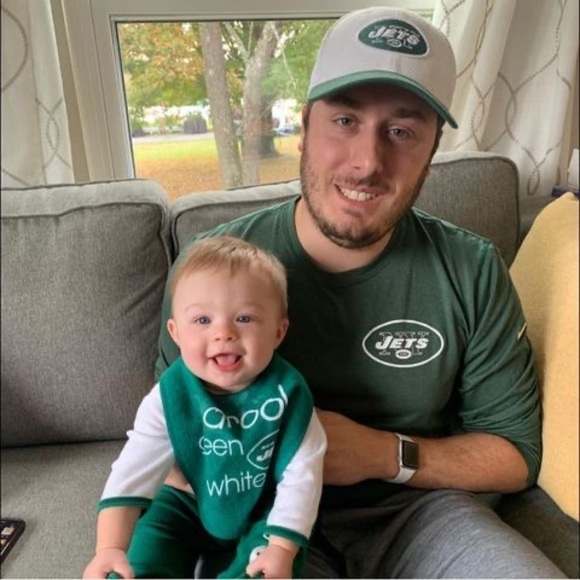 Profile Picture of Bobby Hoffman (@bobby_hoffman) on Poshmark