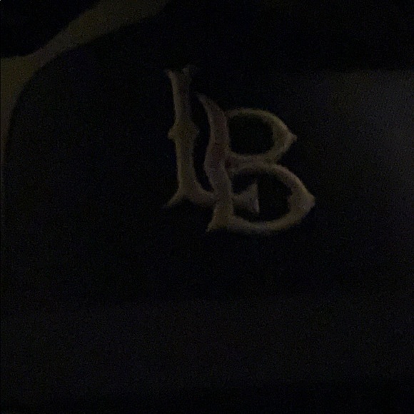 Profile Picture of Larry Baldwin (@illbee71) on Poshmark