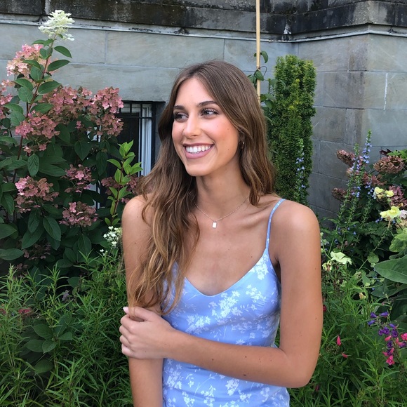 Profile Picture of Maddy Nimeh (@imadsn) on Poshmark