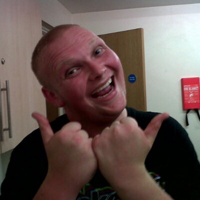 Profile Picture of Mike Vallis (@vallis21) on Twitter