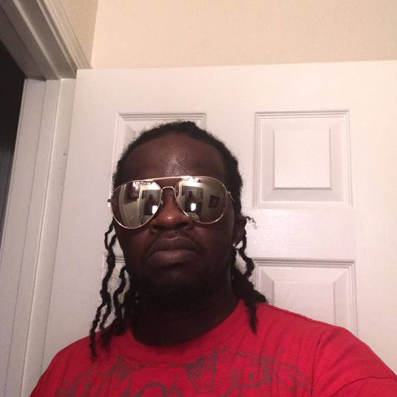 Profile Picture of David Copeland (@david_copeland) on Poshmark