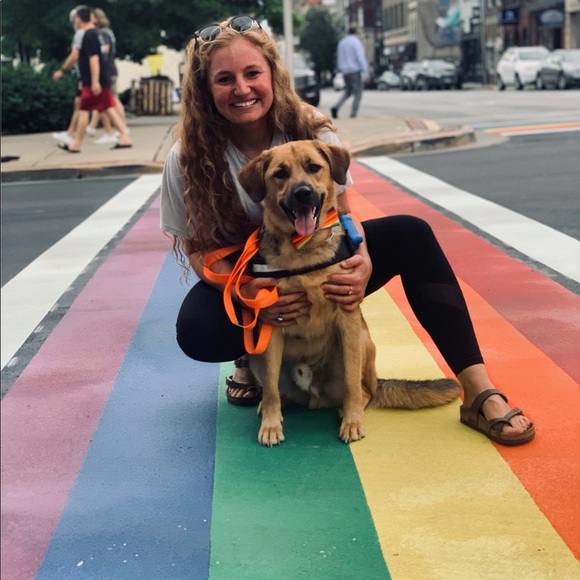 Profile Picture of Katie Hansgen (@katie_hansgen) on Poshmark