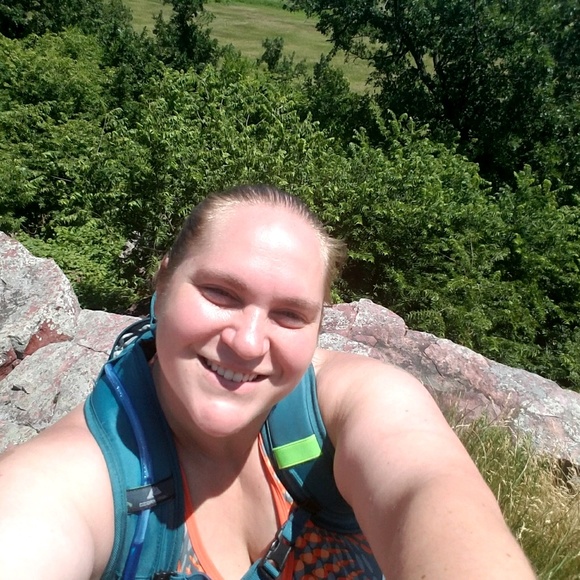 Profile Picture of Stacy Irish (@irishblossom) on Poshmark